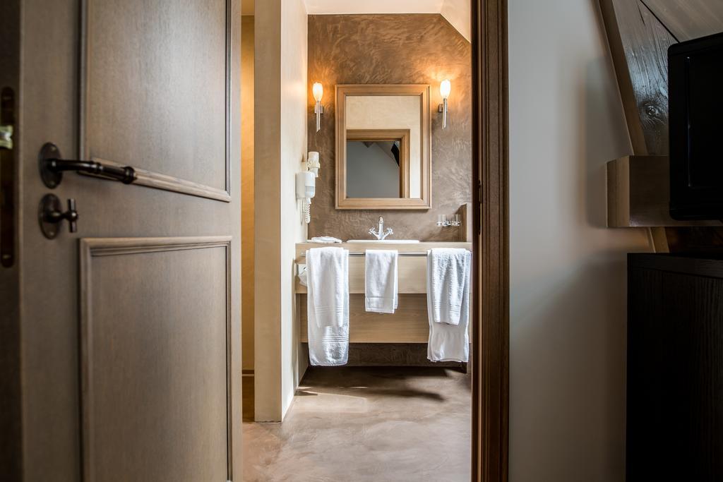 זלזטה Hotel Den Hof מראה חיצוני תמונה