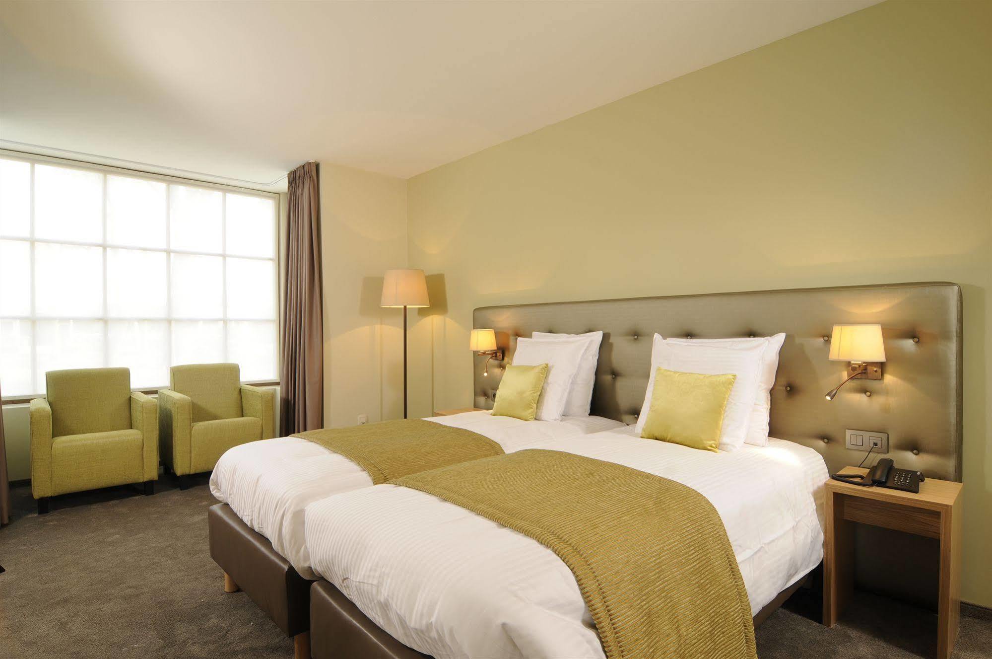 זלזטה Hotel Den Hof מראה חיצוני תמונה
