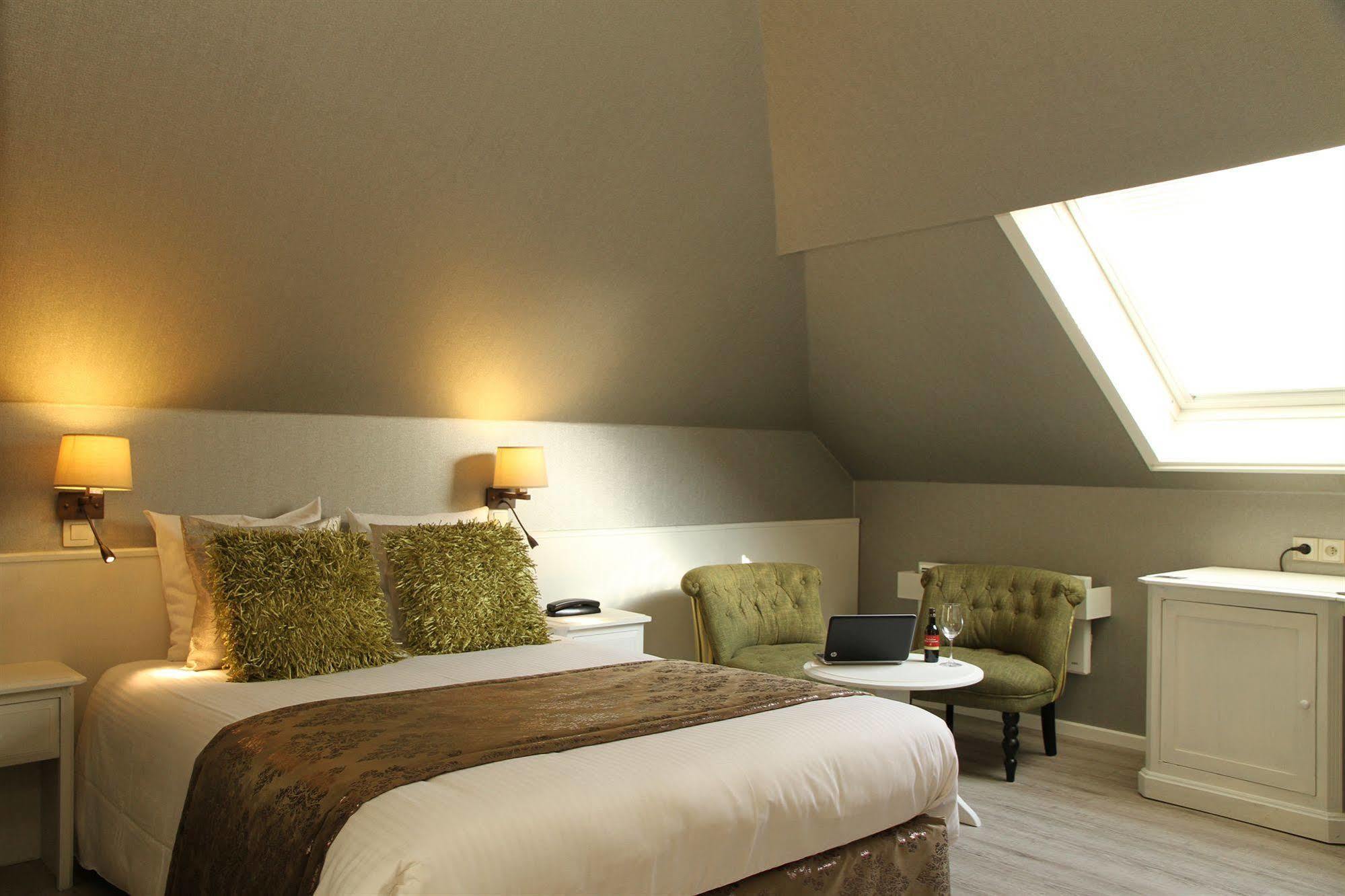 זלזטה Hotel Den Hof מראה חיצוני תמונה