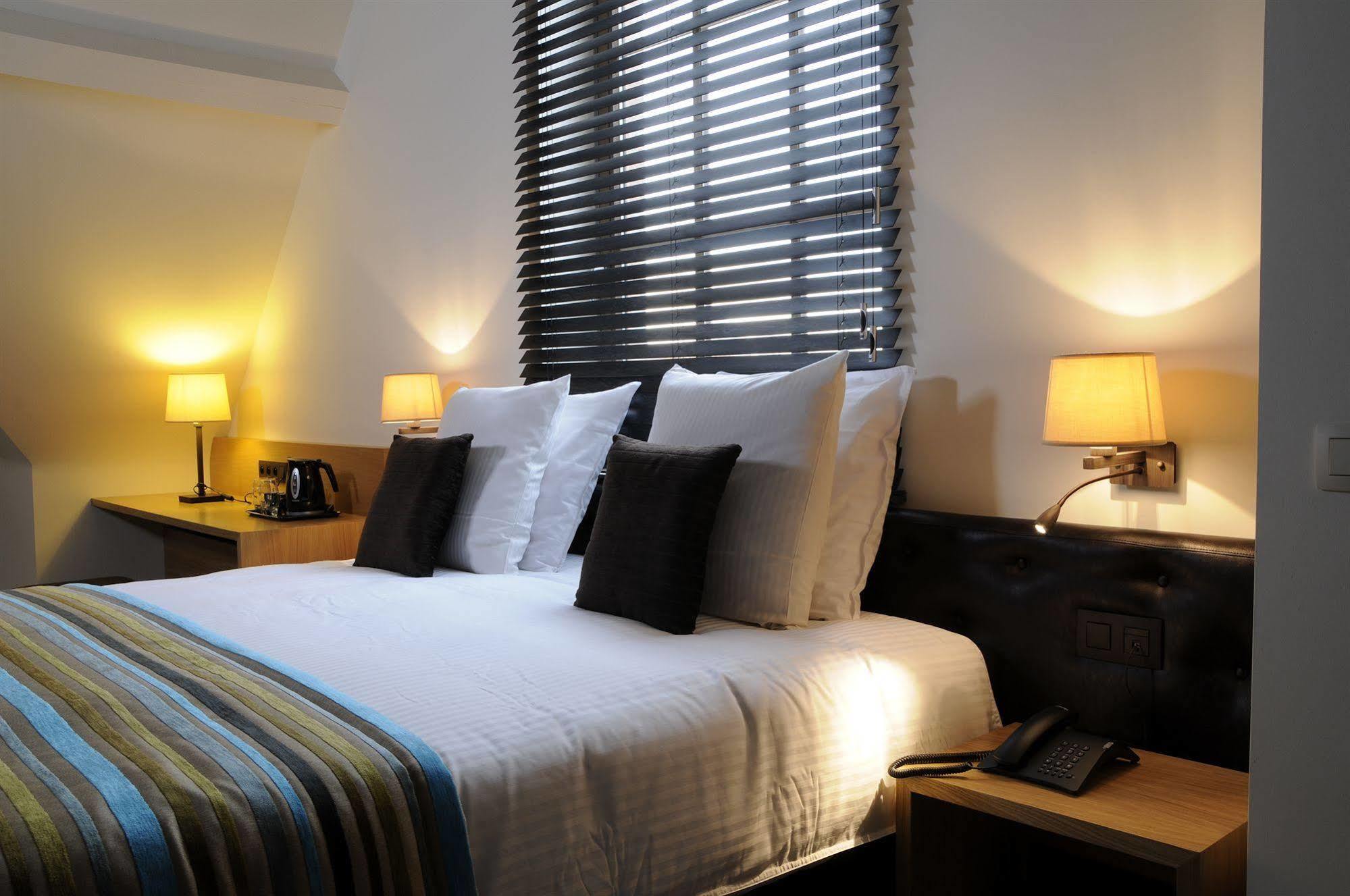 זלזטה Hotel Den Hof מראה חיצוני תמונה